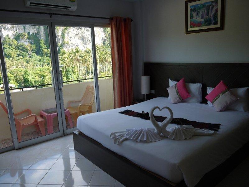 Hotel Ascot Krabi Ao Nang Esterno foto