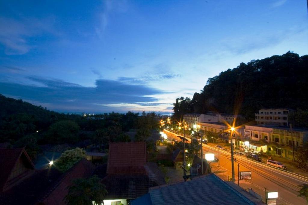 Hotel Ascot Krabi Ao Nang Esterno foto