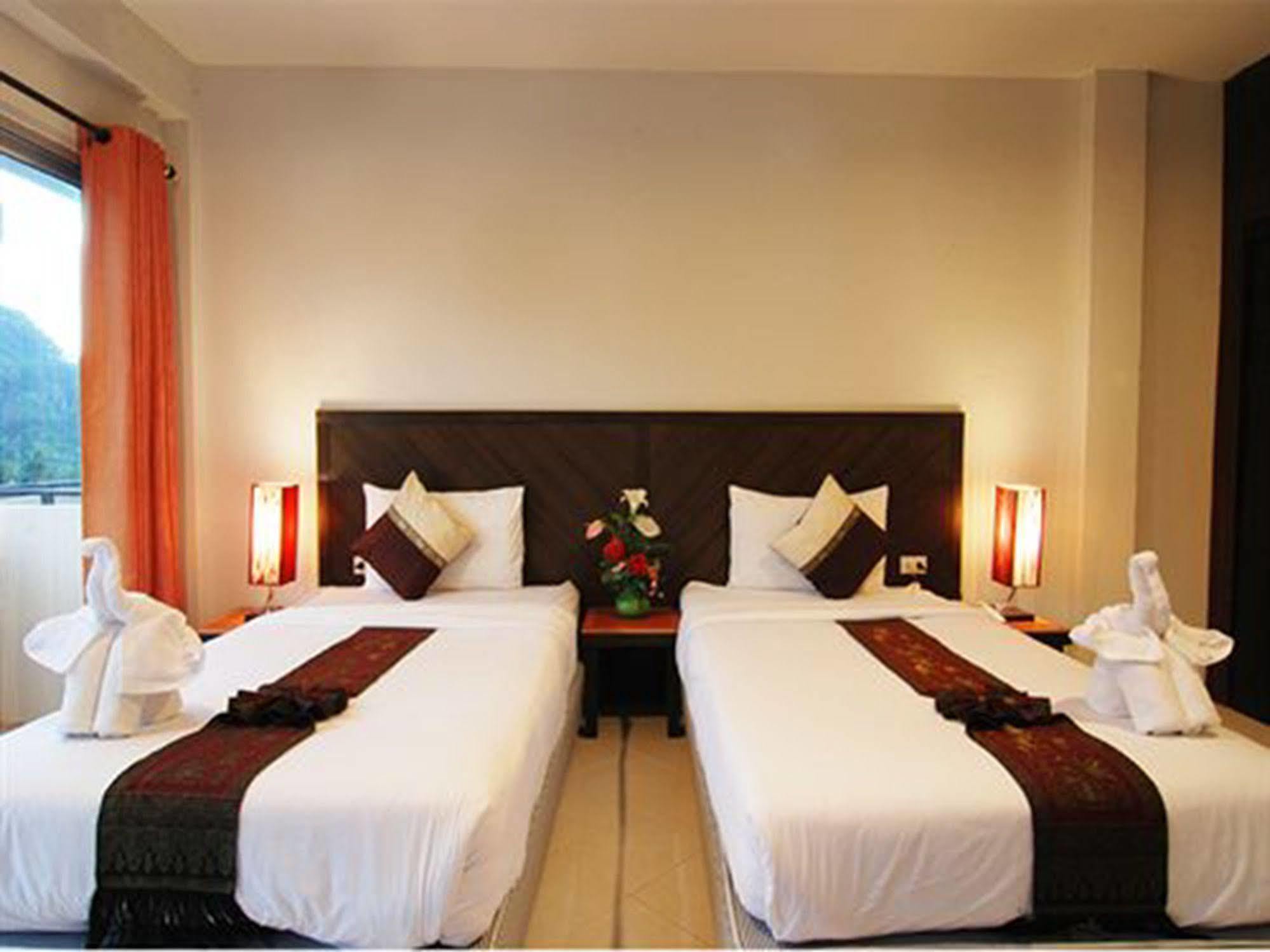 Hotel Ascot Krabi Ao Nang Esterno foto
